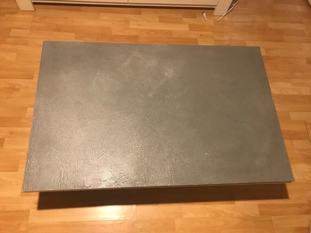 Table design, relevable et extensible Meubles