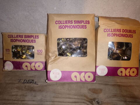 Colliers Atlas isophoniques � embase taraude  tuyaux cuivre. 50 Eauze (32)