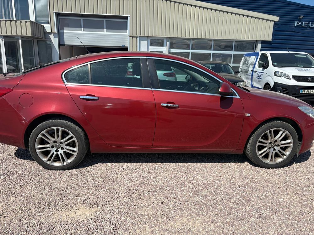 Insignia 2.0 CDTI - 130 FAP Cosmo Pack 2009 occasion 95610 &Eacute;ragny