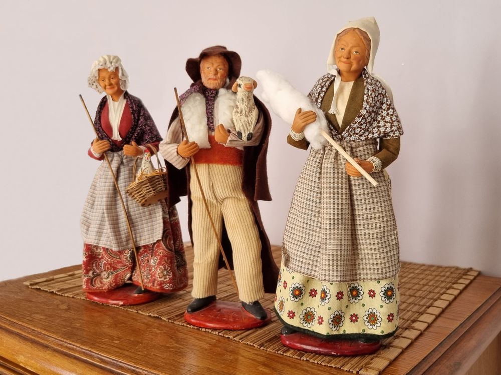 FIGURINES EN TERRE CUITE CLAUDE CARBONEL 