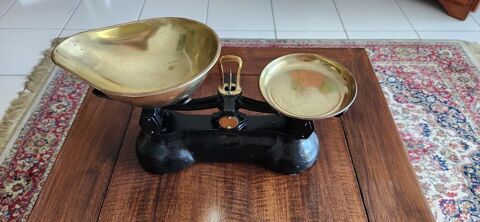 balance Anglaise de la marque LIBRASCO 150 Guadeloupe (97)