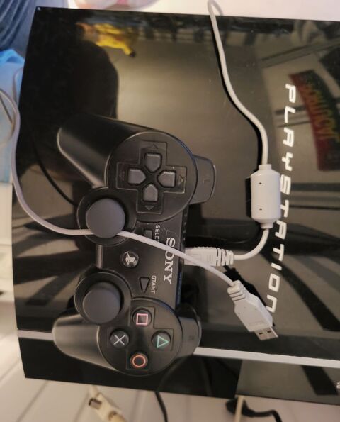 PS3 sony complète manette + câbles Lorient (56)