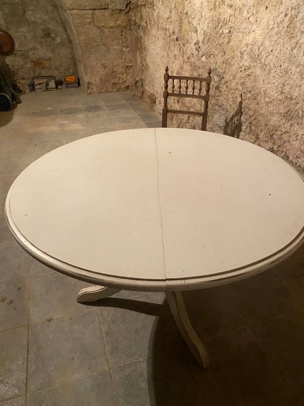 Table ronde pied central Meubles