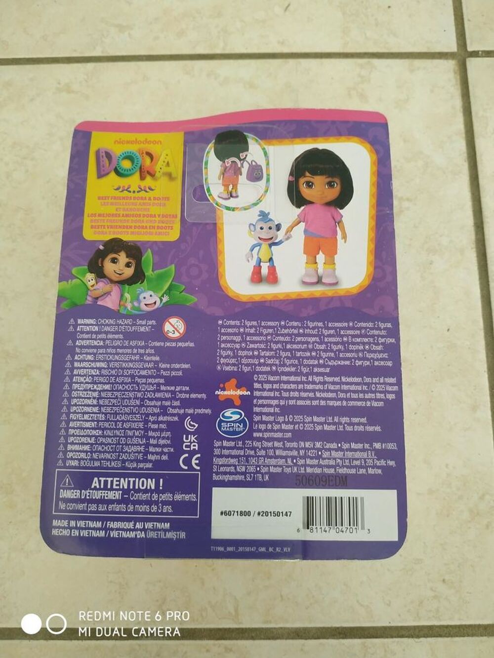 Poup&eacute;e Dora 15 cm et figurine Babouche (Neufs) Jeux / jouets