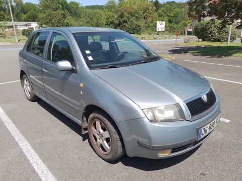 Skoda fabia 1.2i 4cv de 1&egrave;re main, TBE CT OK,