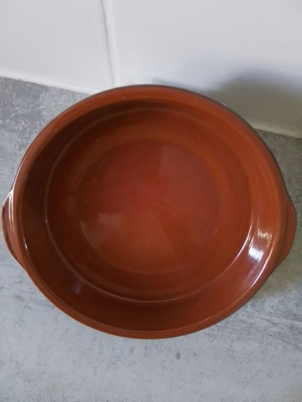 2 plats ronds en terre Cuisine