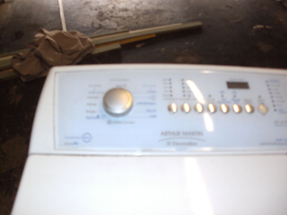 LAVE-LINGE ARTHUR MARTIN ELECTROLUX ABSOLUE Electromnager