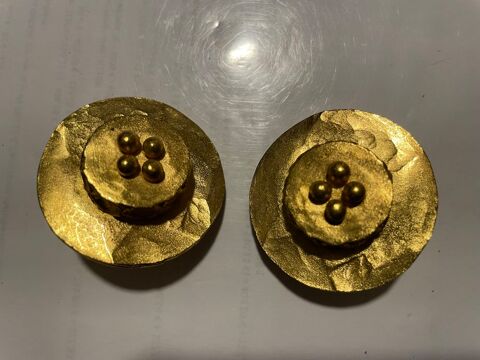 BO Clip dorée ronde relief ANTIGONA 55 Vigneux-sur-Seine (91)