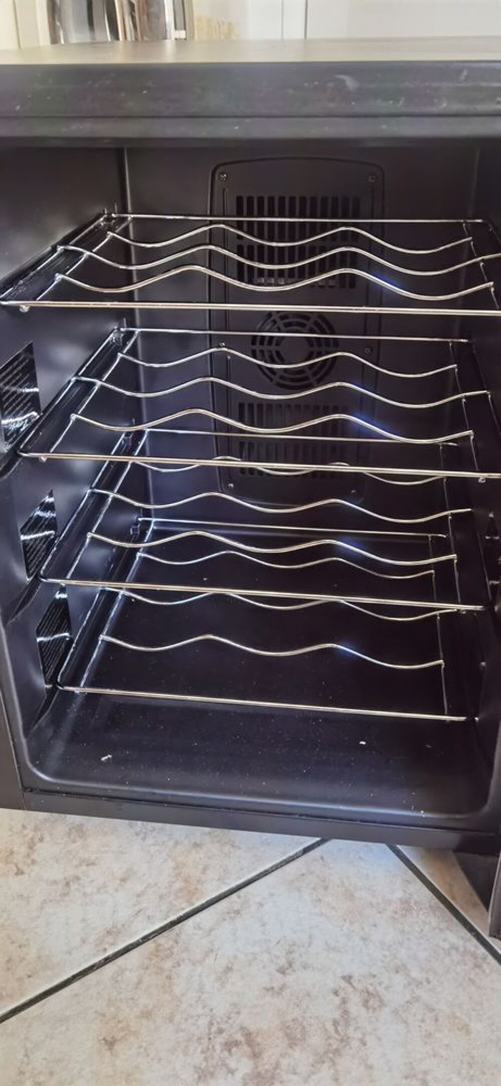 Petite cave &agrave; vin Electrom�nager