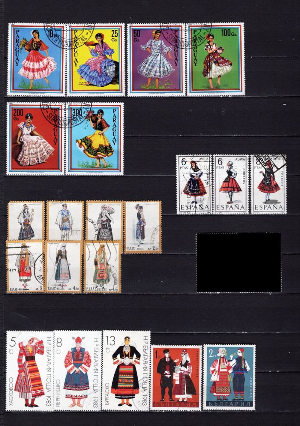 lot de 48 timbres du MONDE sur les COSTUMES TRADITIONNELS 