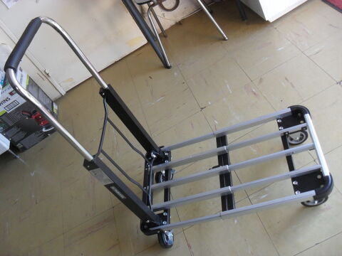 - CHARIOT DE TRANSPORT 15 Villers-ls-Nancy (54)