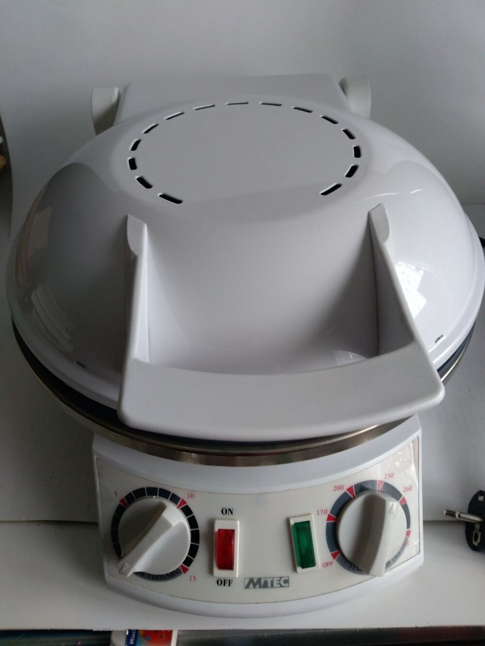 Four &agrave; pizza &eacute;lectrique Electroménager