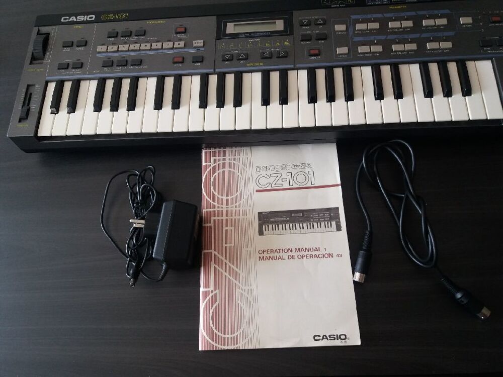 clavier num&eacute;rique CZ -101 casio Instruments de musique
