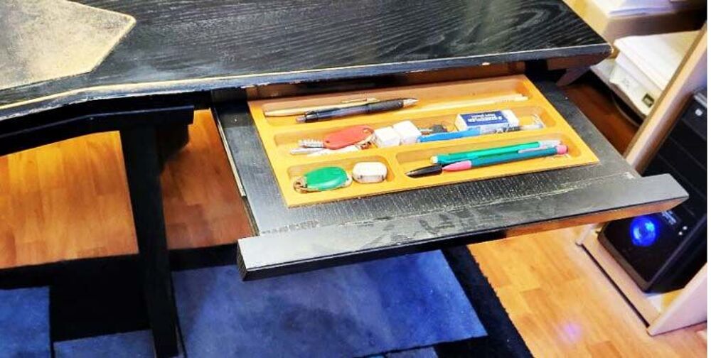 grand bureau design ann&eacute;es 80 bois laqu&eacute; noir Meubles