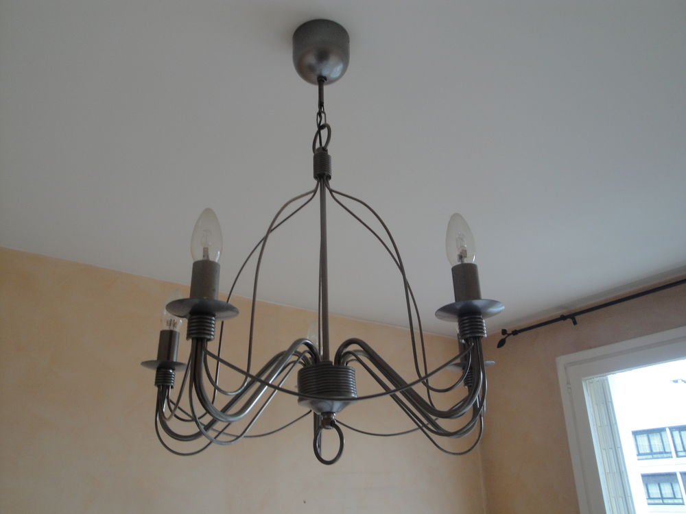 lustre m&eacute;tallique Décoration