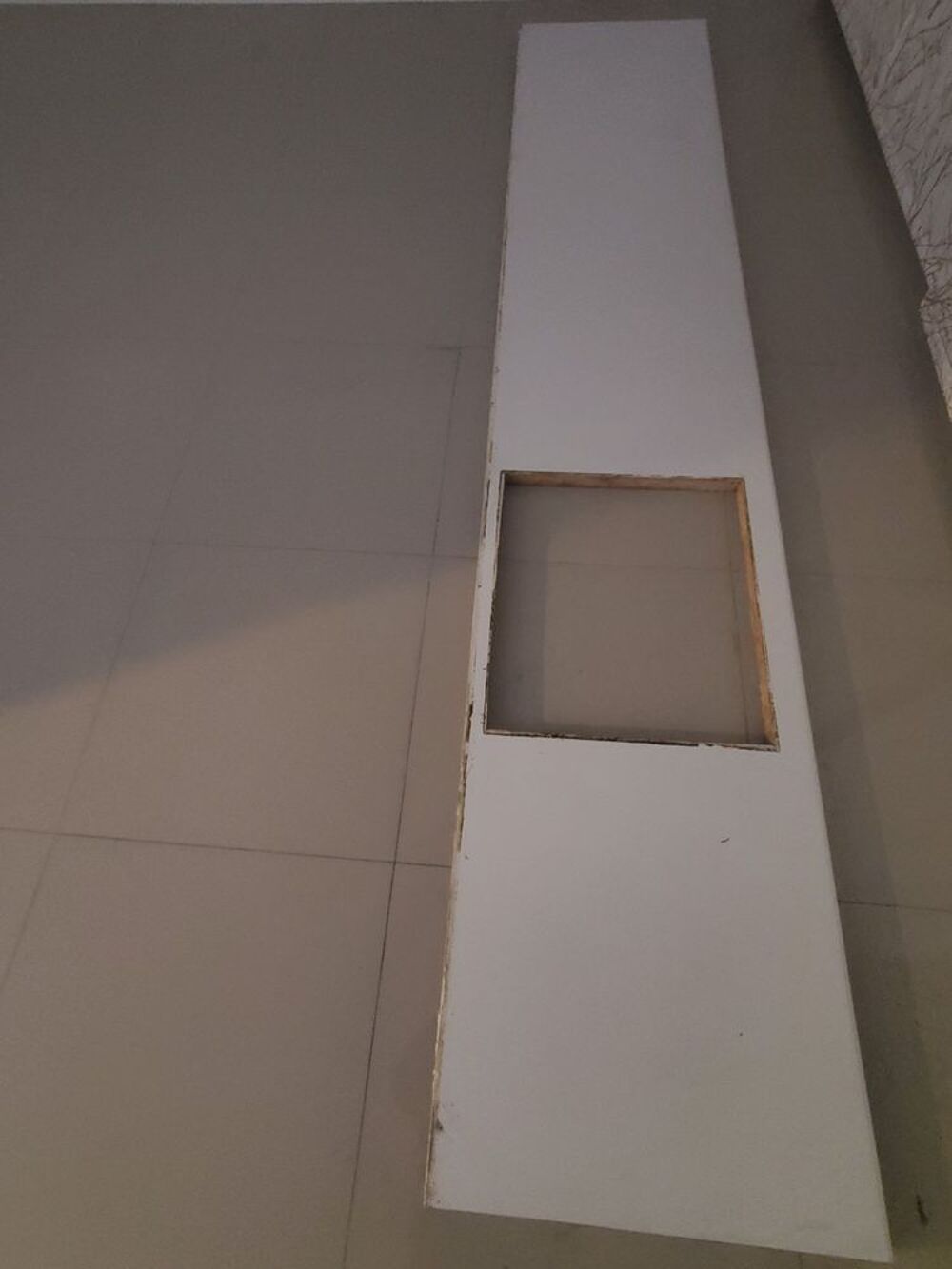 Meuble de cuisine &eacute;quip&eacute;e en bois Meubles