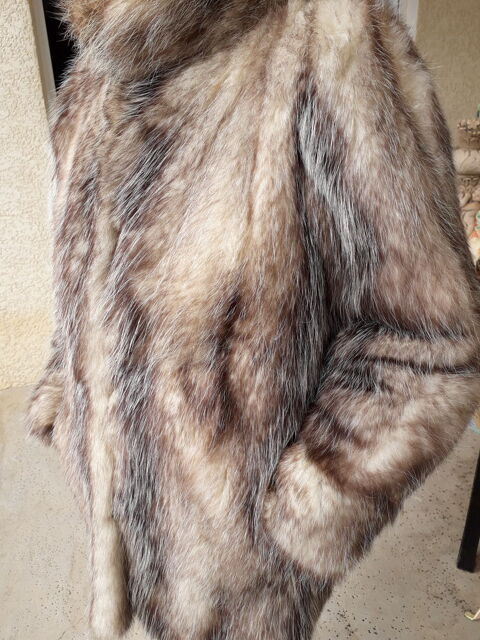 Veste opossum . 65 Canet Plage (66)