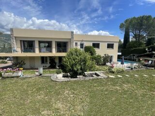  Villa � vendre 9 pi�ces 254 m� Peymeinade