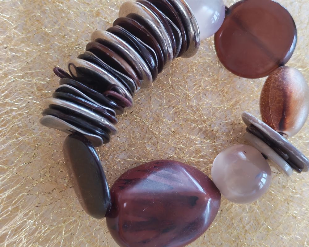 Bracelet femme tendance grosses perles marrons et ecrues Bijoux et montres