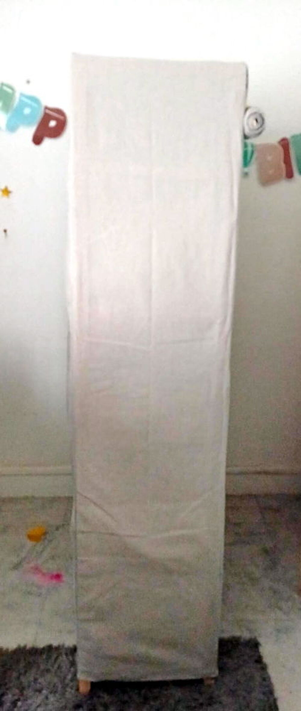 Garde robe en tissus et bois de pin 110x40x170cm Meubles