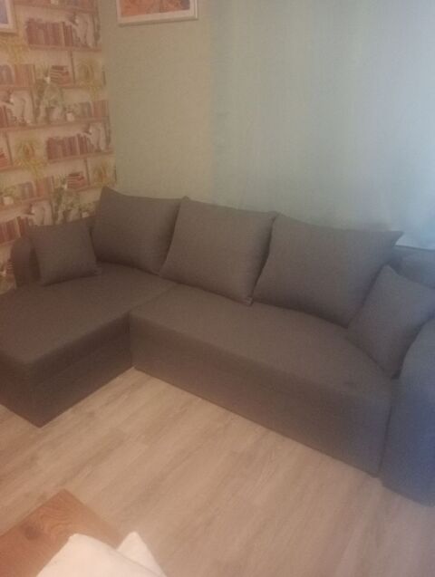 canape  reversible  et convertible     achete  en janvier 350 Rosi�res-en-Santerre (80)