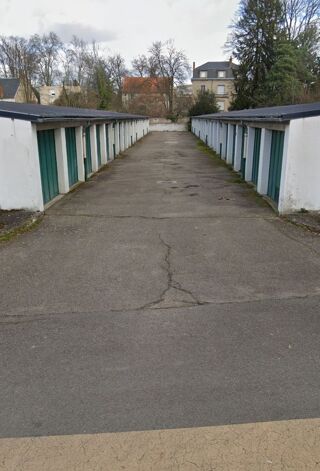  Parking / Garage � louer 14 m� Cusset