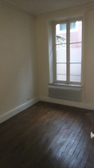  Appartement à louer 2 pièces 38 m²