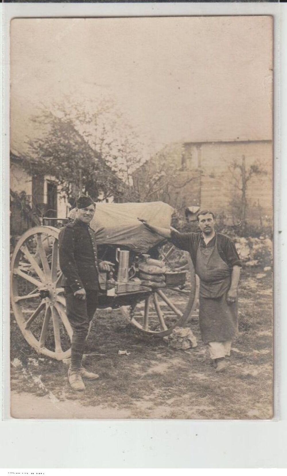 A Identifier CARTE PHOTO -la Cantine Militaire 