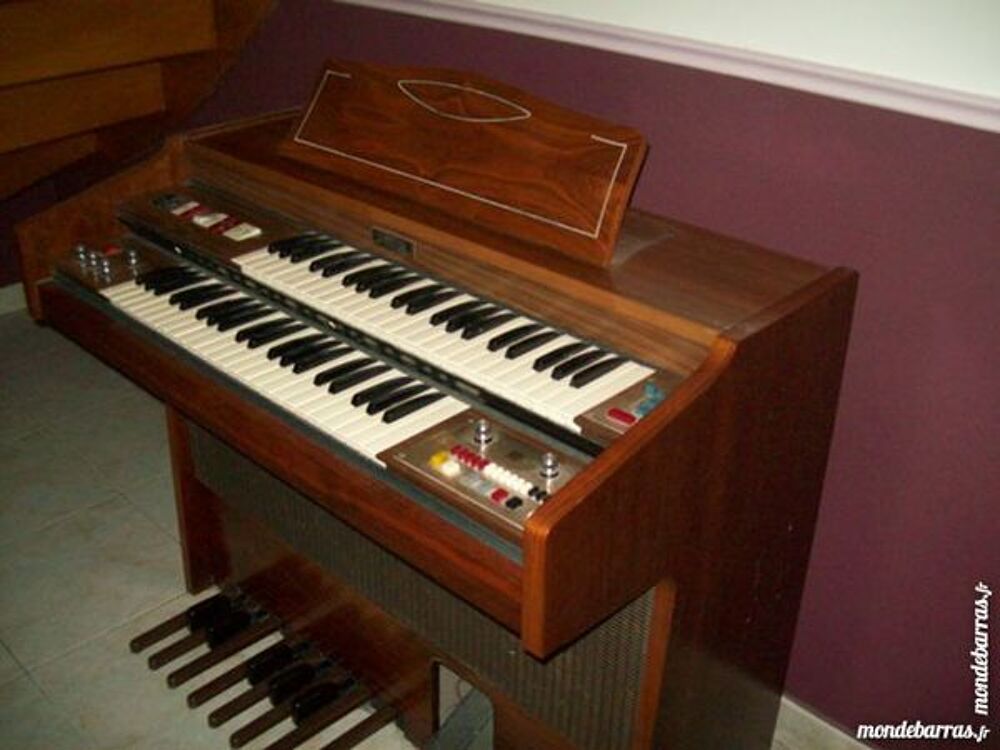 Orgue en &eacute;tat de marche Instruments de musique