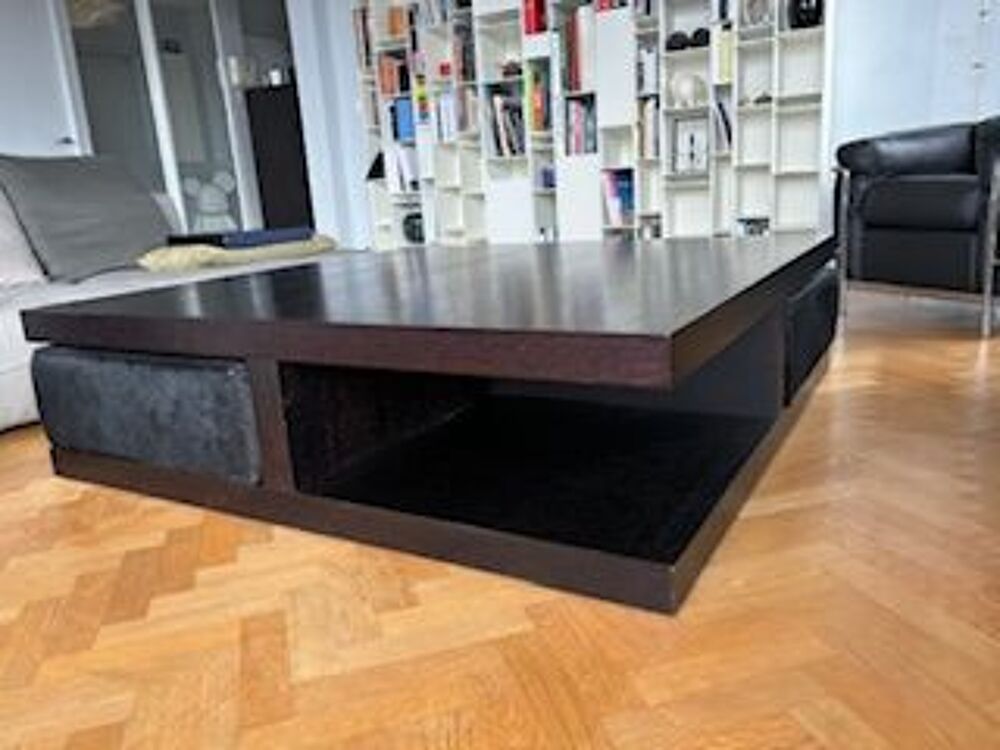 TABLE BASSE EN CHENE (IMAN - MODENATURE)
Meubles