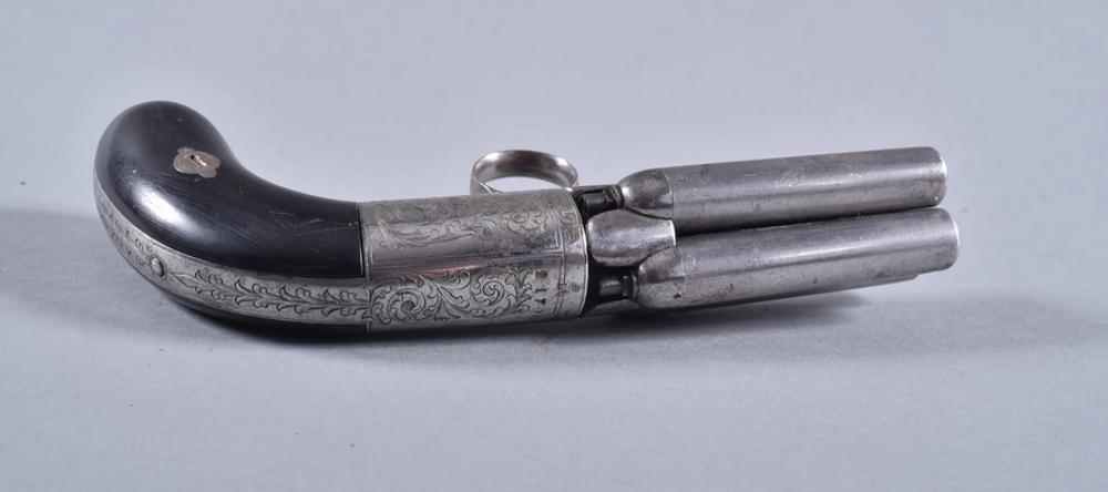 Jolie Poivri&egrave;re MARIETTE grav&eacute;e 