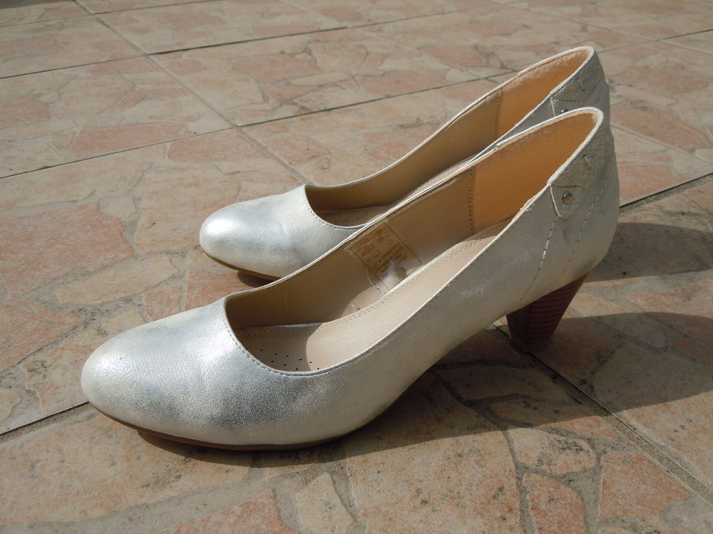 Escarpins blanc iris&eacute;s Chaussures