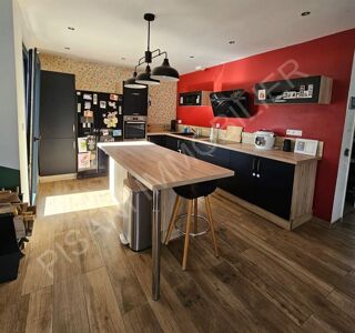  Maison  vendre 8 pices 170 m