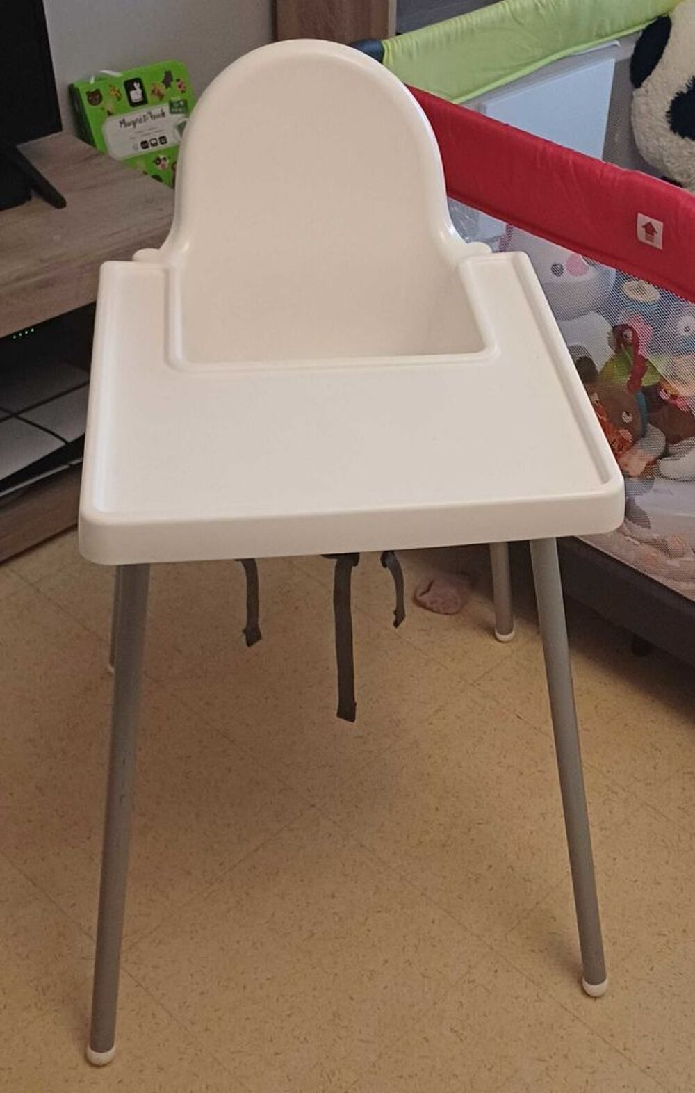 chaise haute b&eacute;b&eacute; Mobilier enfants