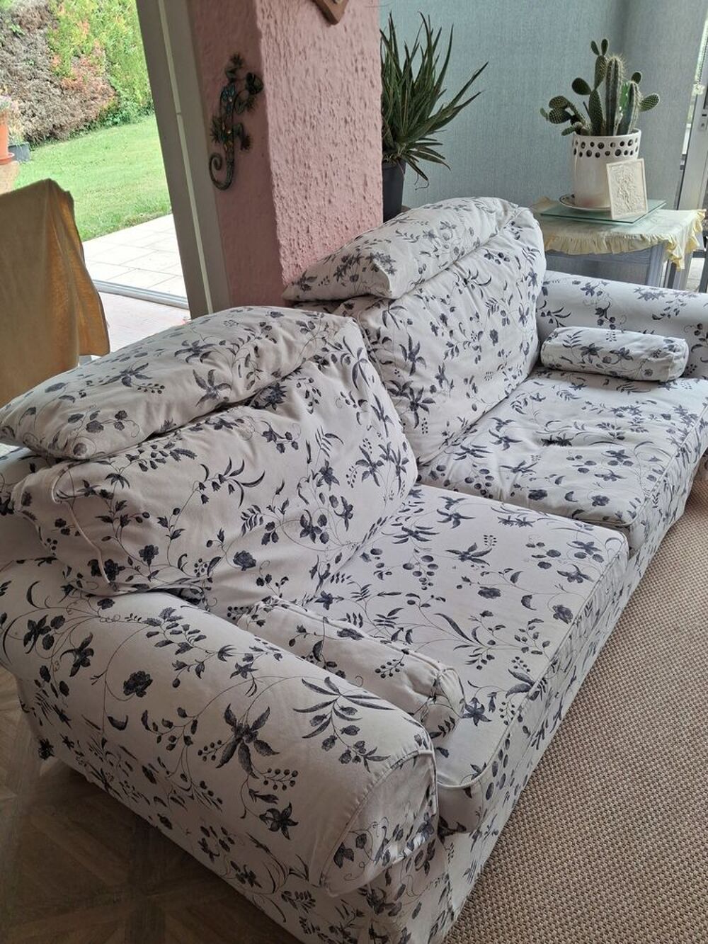 Salon en tissu avec canap&eacute; convertible Meubles