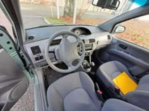 Matrix 1.5 CRDi Pack Confort 2004 occasion 82210 Saint-Nicolas-de-la-Grave