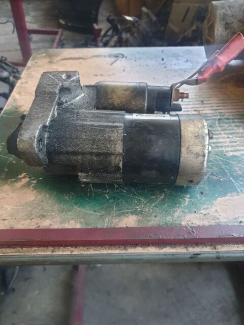 Pi&egrave;ces et &eacute;quipements Voiture Pi&egrave;ces et &eacute;quipements Voiture  occasion Maisons-Alfort 94700