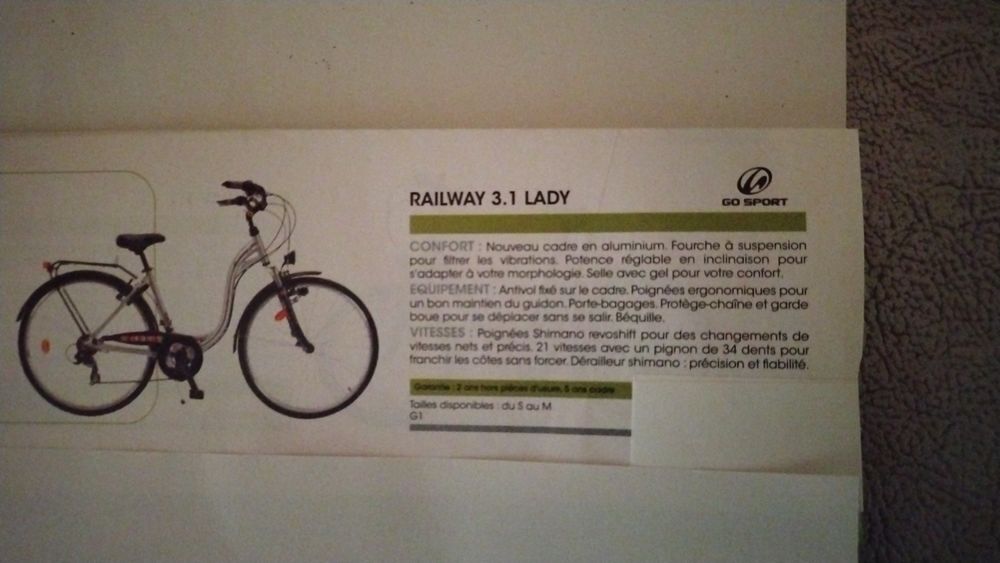 V&eacute;lo ville femme RAILWAY 3 vintage cadre alu TBE Vélos