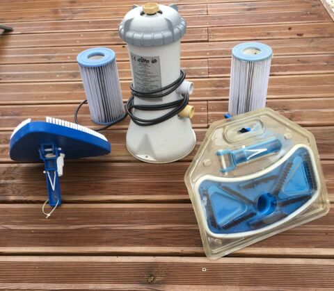 Ensemble Pompe filtres pour piscine 15 Chanceaux-sur-Choisille (37)