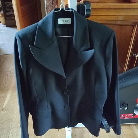 Veste Femme 5 Bouff�r� (85)