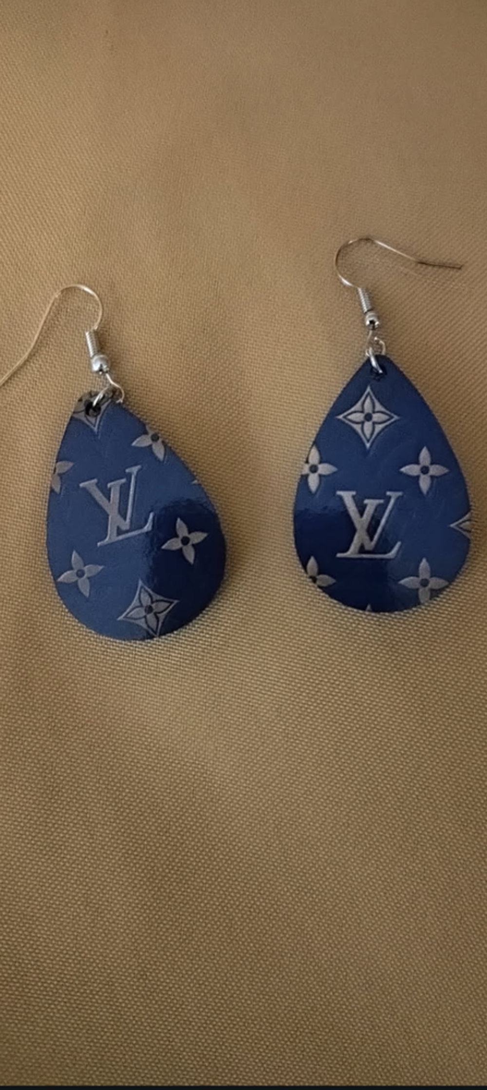 Boucles d'oreilles Bijoux et montres