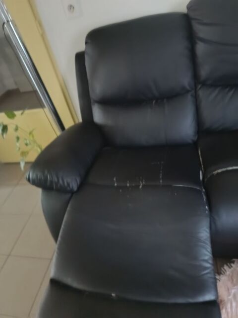 canap� 3 places dont une place qui s'allonge et vibrom Sam�on (59)