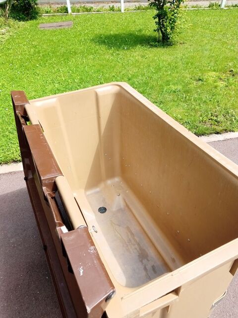 Poubelle sur roues Grisy-les-Pl�tres (95)