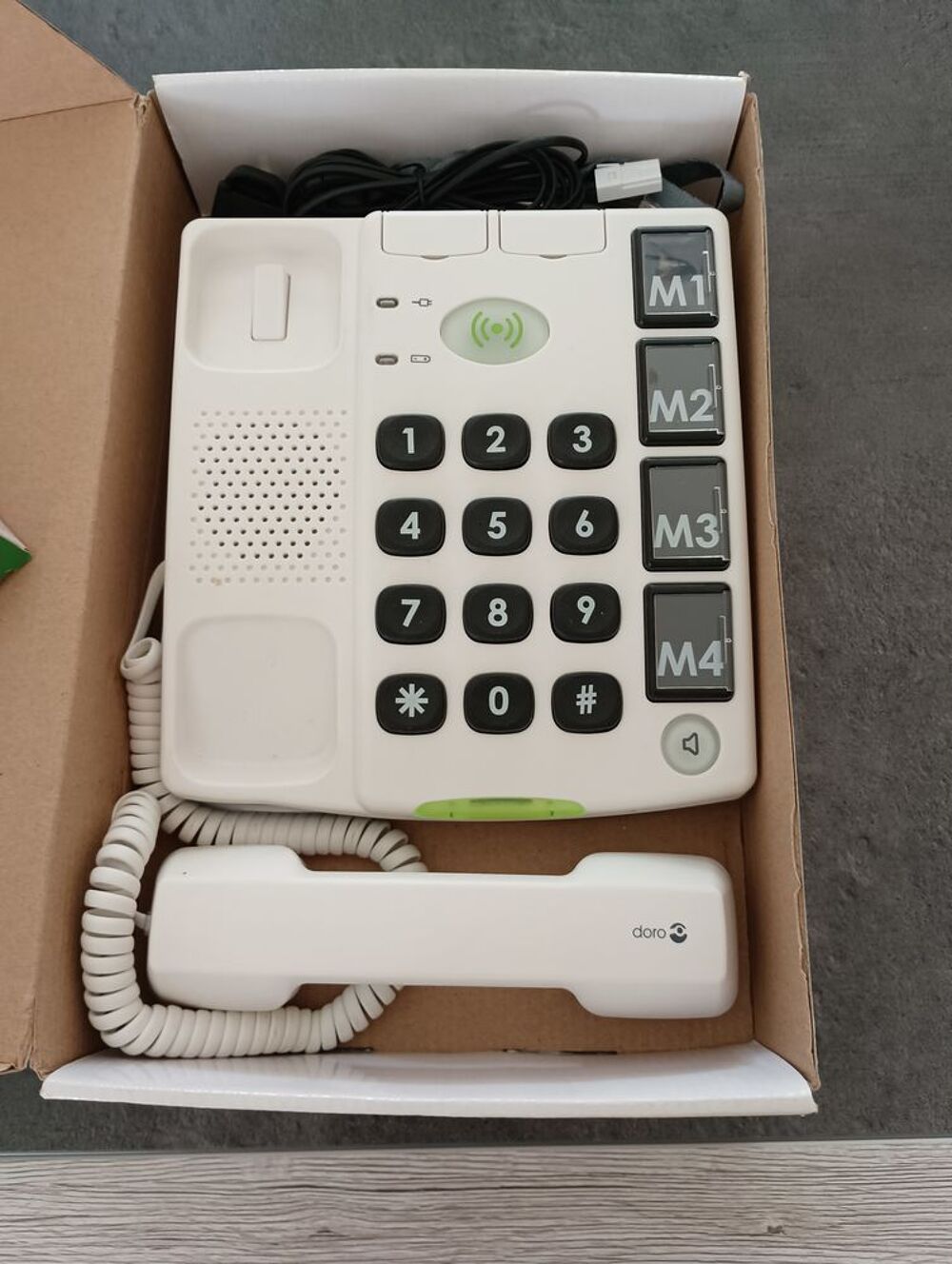 T&eacute;l&eacute;phone fixe s&eacute;nior Doro Secure 347 Téléphones et tablettes