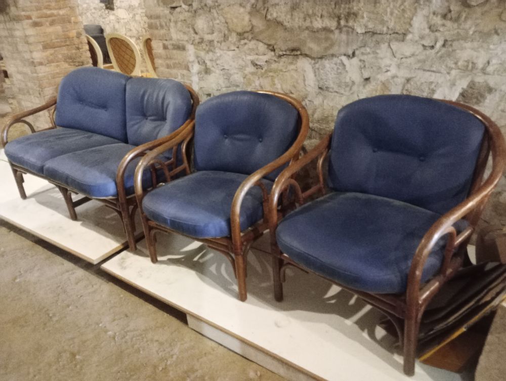 ASSOCIATION BIENFEESANCE 4 rue de Thizy aide au plus d&eacute;muni Meubles
