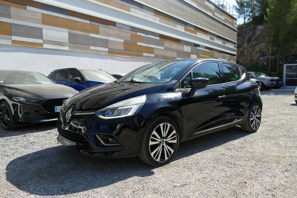 Clio IV Clio TCe 120 Energy Initiale Paris 2017 occasion 13600 La Ciotat
