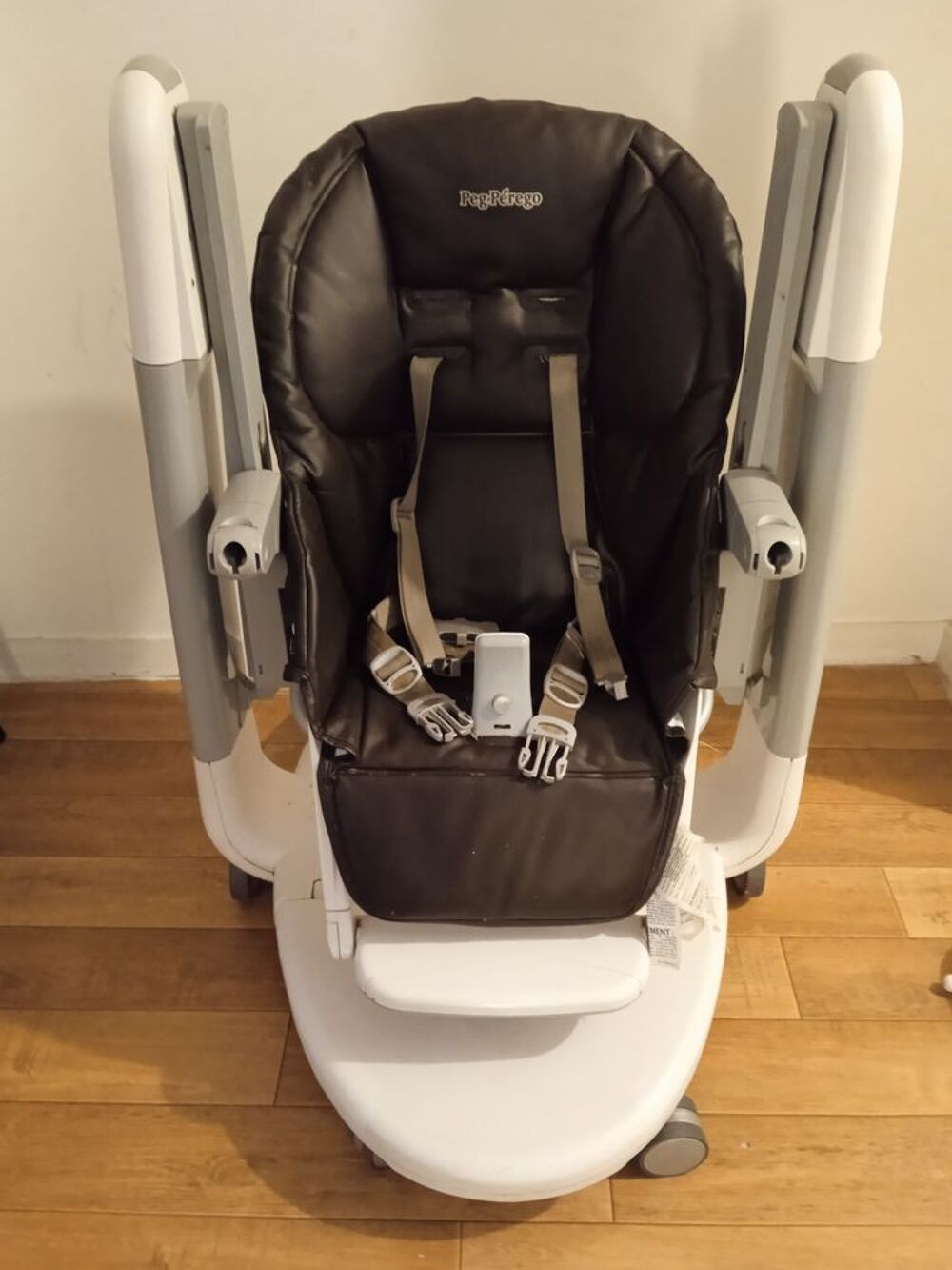 Chaisse haute b&eacute;b&eacute;. Peg perego, Tata mia. Puériculture
