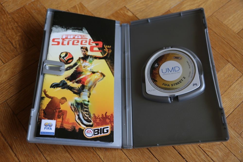 Jeu PSP Fifa Street 2 (AS) Consoles et jeux vidos