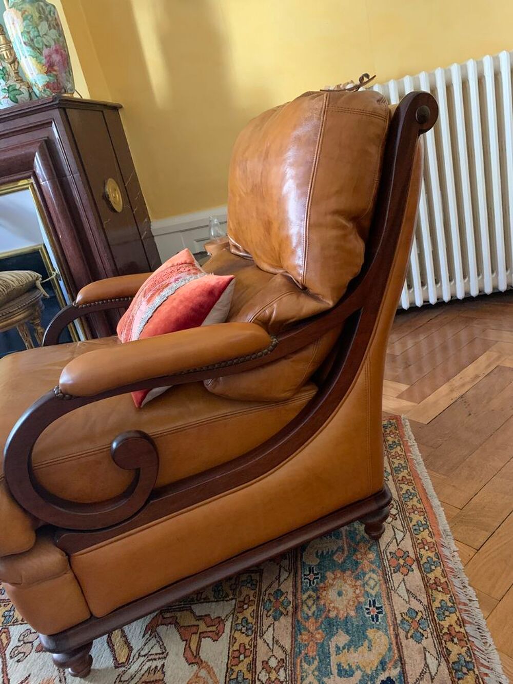 1 paire de fauteuils anglais cuir et bois massif Meubles