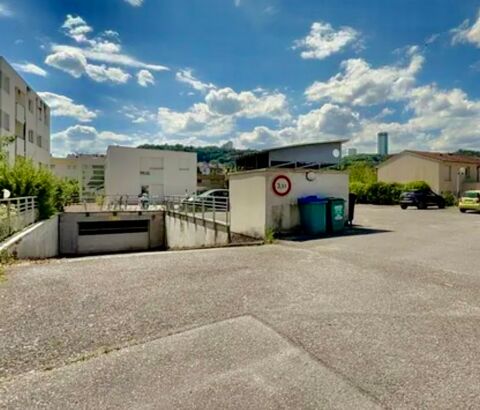  Parking / Garage � louer 11 m� Nancy